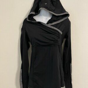 Lululemon pull over hoodie black and gray